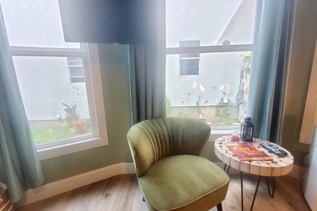 Charming And Cozy Studio Gaslamp! Perfectly Located In Downtown! * San Diego